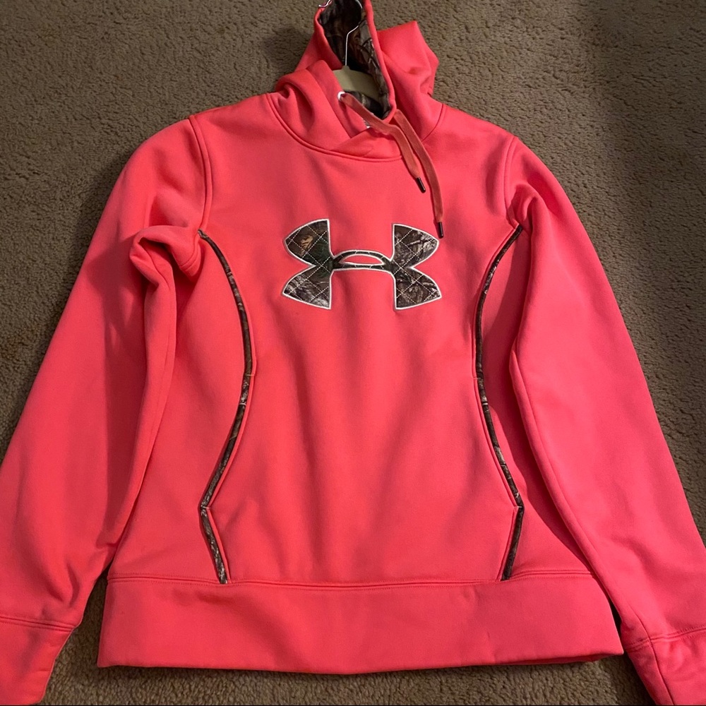 Under armor sweatshirt